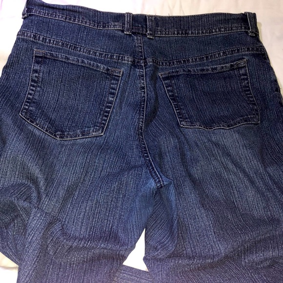 🌹🌹Gloria Vanderbilt Denim Jeans Size 12 Average🌹🌹 - Picture 3 of 7